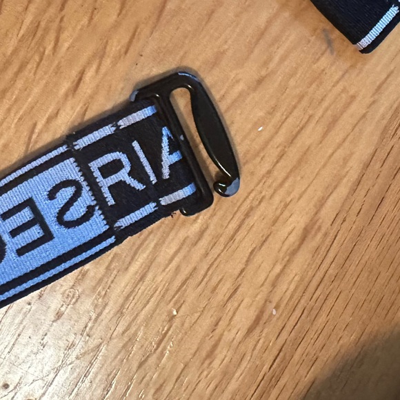 Victoria's Secret logo bikini top only - Picture 7 of 7